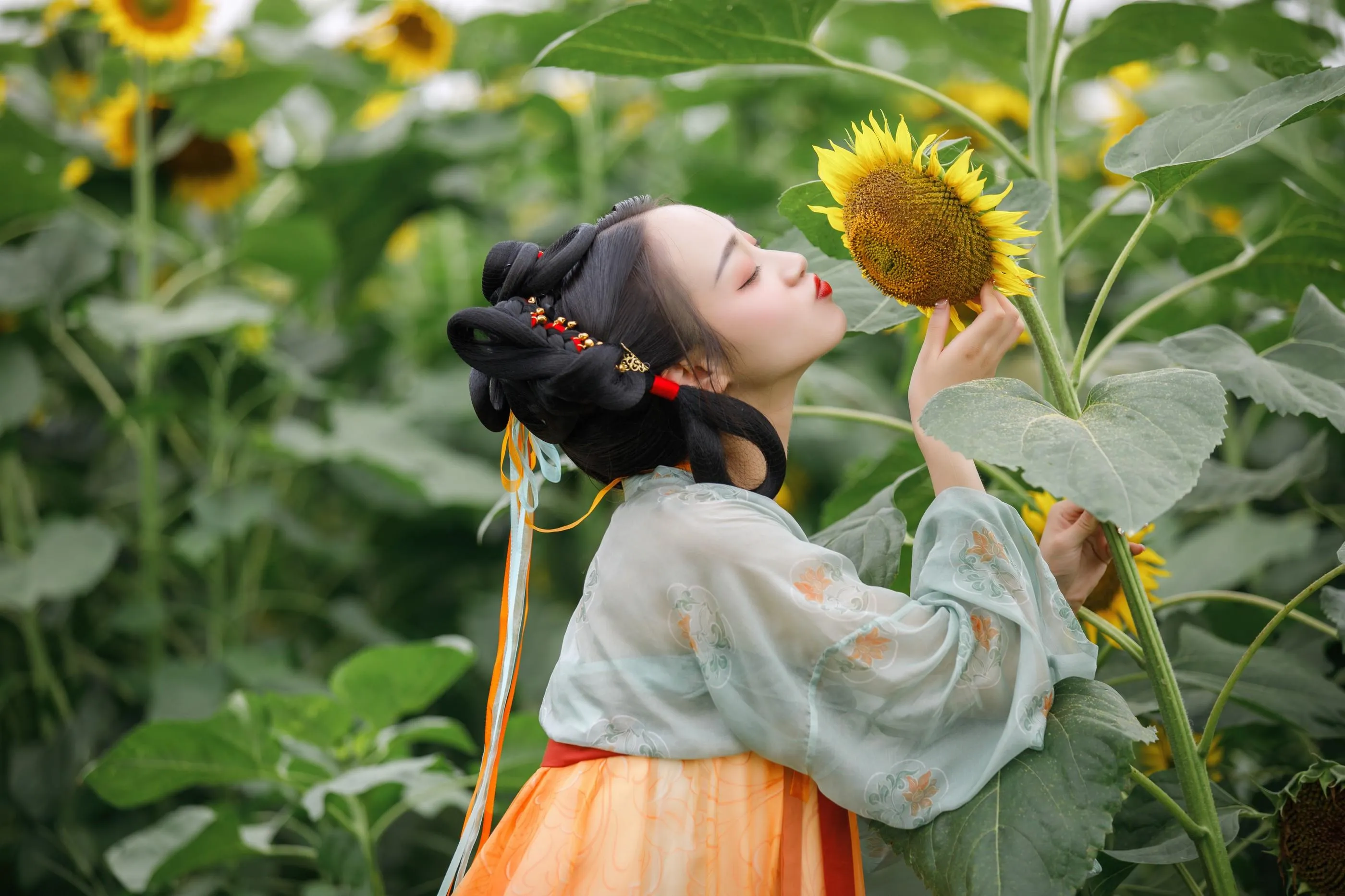 [YITUYU艺图语]2022.07.26 向日葵 凌子兮 [22P]插图2
